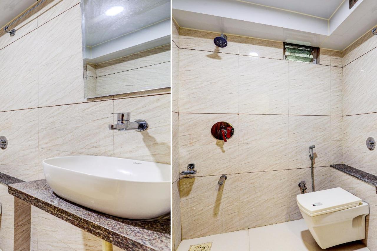 Oyo 77491 Hotel Shreenath Valsad Exterior photo